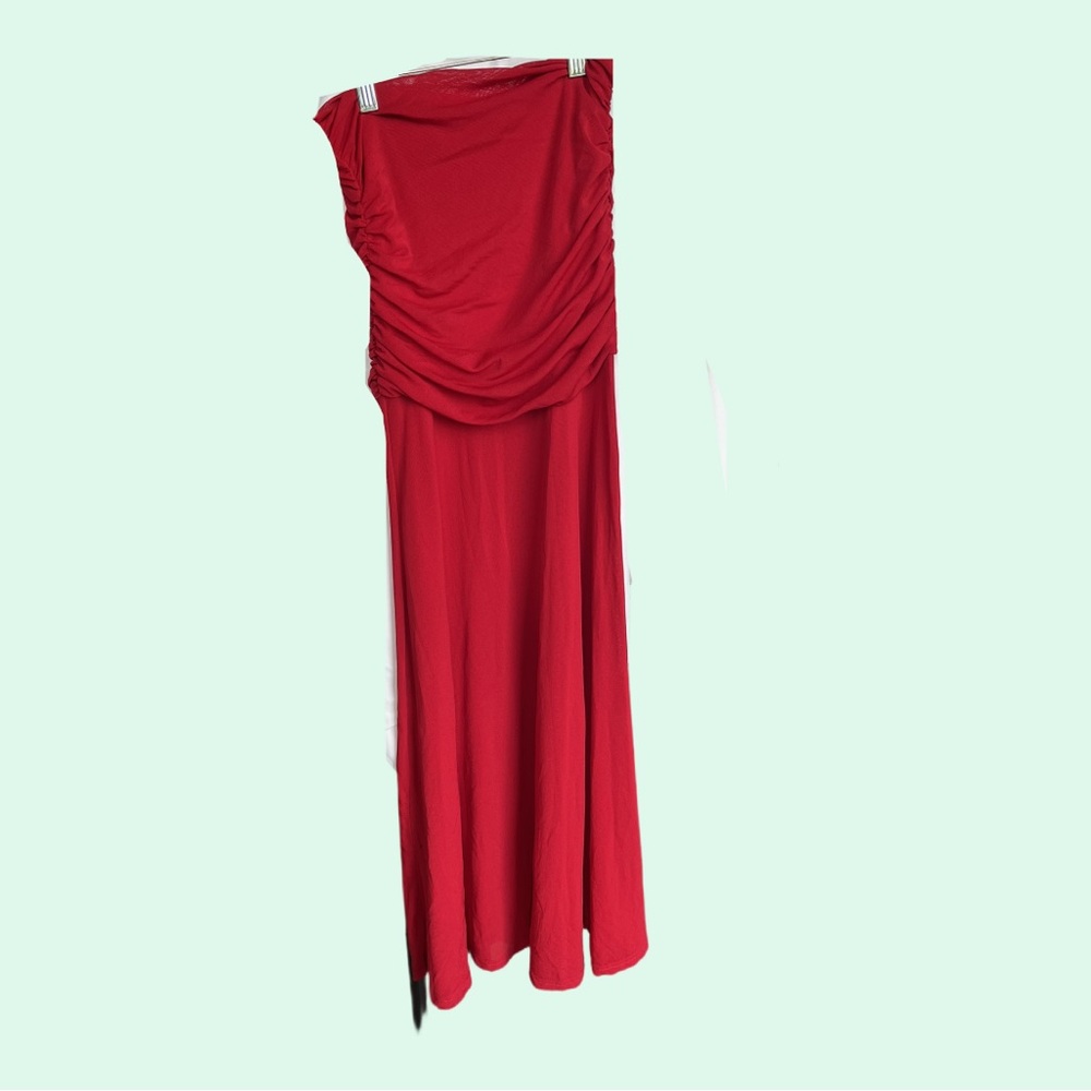 Runaway The Label Strapless Ruched Gown